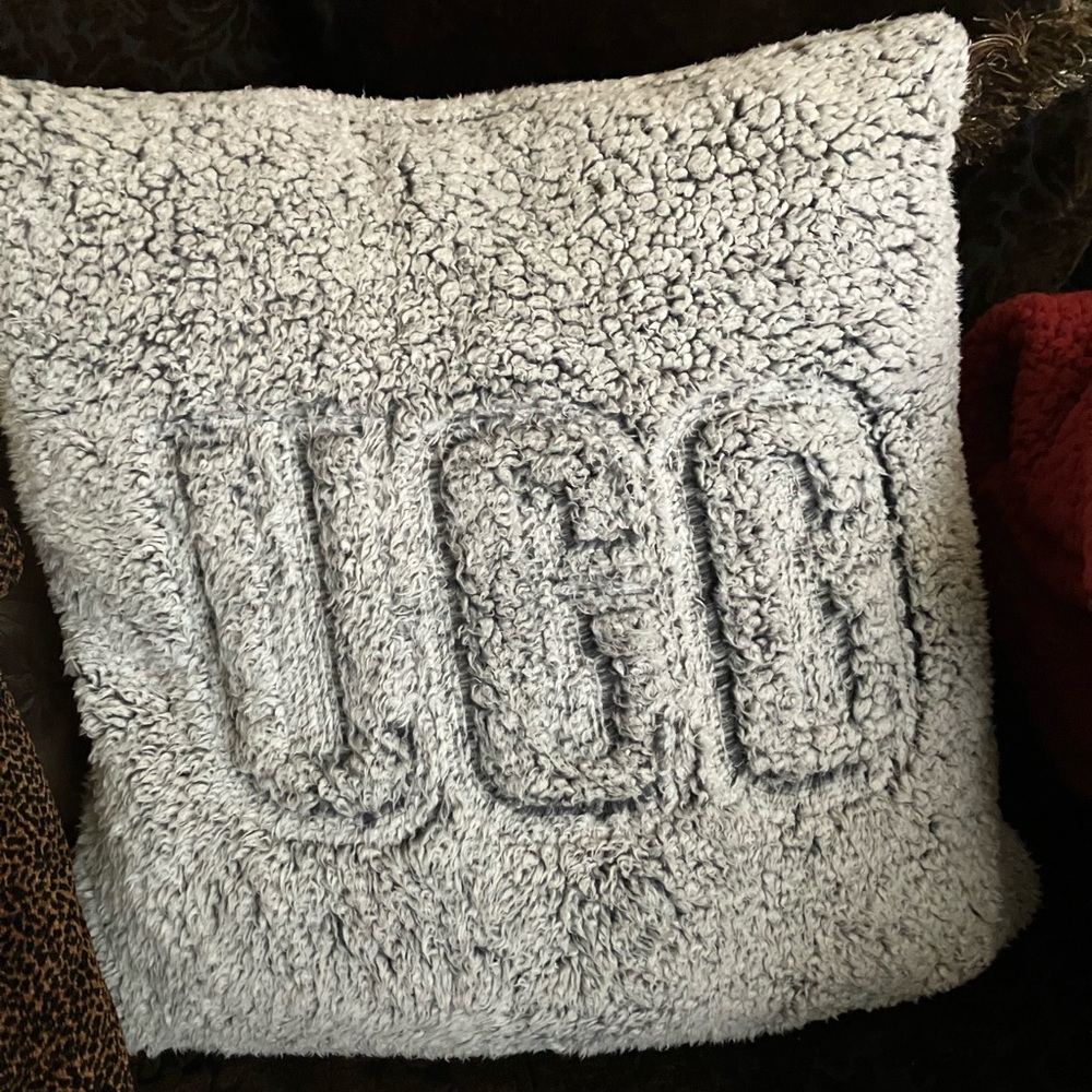 UGG Pillow case